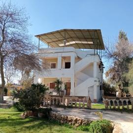 Marwan Farmhouse, hotel in Faraj Māḑī