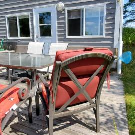 Cozy Ocean Retreat 2 Min Walk to Surf, hotel in Eastern Passage