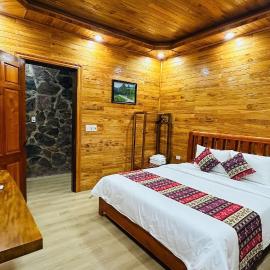 Homestay nhà hàng Liên Khôi, hotel in Dam Thuy