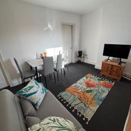 Leamington Spa Boutique Two Bedroom Flat, hotel u gradu Lemington Spa