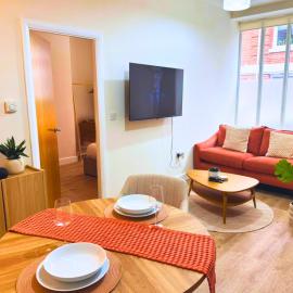 Vibrant 1 Bed Apartment, FREE Parking, North Church St, Sheffield City Centre - Hosted by Stay Host Save, hotel in Midland