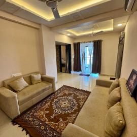 3bhk Comfortable Luxury Flat for Business & Family, hotel v destinaci Rájpur