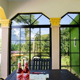 Coke Guest House, hotel a Mandeville