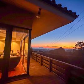 桜島と雲海を望む貸別荘 最大5名 霧島deslie, hotel in Kirishima