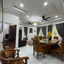 Medina Homestay Jelawat Spacious 3 Bedrooms, hotell sihtkohas Bachok