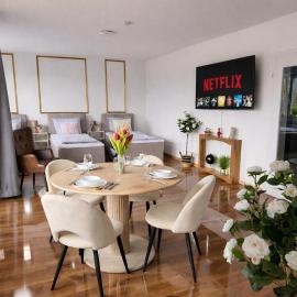 Penthouse mit Deisterblick & Balkon, hotell sihtkohas Barsinghausen