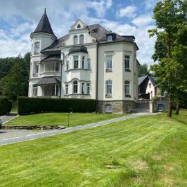 Ferienwohnung Marie โรงแรมในบัดเอลสเตอร์