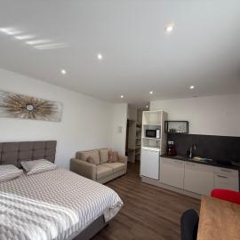 Le 6 by Montélimar, hotel a Montélimar