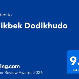 Milikbek Dodikhudo: Khorog şehrinde bir otel