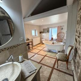 LE DOMAINE DE COAT ROGAN, La chambre du Tregor, hotel v destinácii Ploëzal