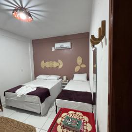 Professor Guest House, hotel in Santo Amaro