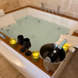 La Suite in Centro con vasca idromassaggio - Relax & Spa