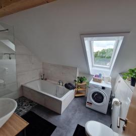 Moderne Ferienwohnung in Hainichen, hotel em Hainichen