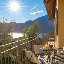 Apartment Tulipani 11 - Tremezzo, hotell i Tremezzo