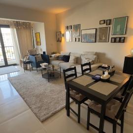 Modern 2BR Duplex in New Cairo Quiet Area, Balcony & Fast WiFi
