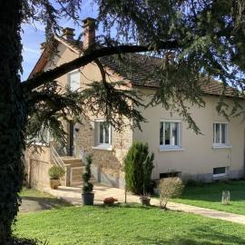 maison de famille du Mas de Lafon, Hotel in Sanvensa