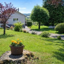 Countryside, comfort and culture just steps away