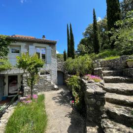 Gîte du Vallier, hotel Sampzon városában