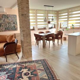 Pista house