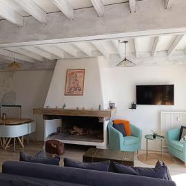 T3, 6 couchages 60m2 piscine, tennis vue sur lac, hotel u gradu 'Prunières'