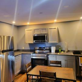 Cold Brook Lodge - 2 and 3 Bedroom Luxury Apartments, hotel a Lake Placid