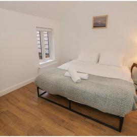 Napton on the Hill - Sleeps upto 7 & Pet Friendly โรงแรมในเซาธ์แธม