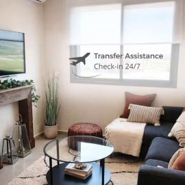 Modern Cozy Apartment, Fully Air-Conditioned, 6 Min to Airport, 10 min to beach