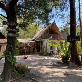 Uwak Gallery, hotel di Zambales