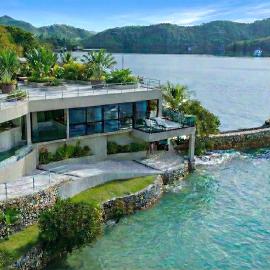 Viesnīca Waterfront Luxe Retreat- 160sqm Modern, Epic, Lush pilsētā Basuanga