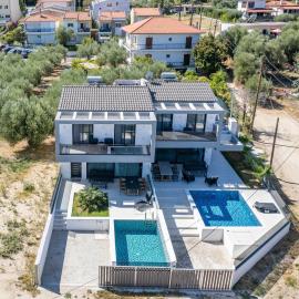 LUKA VILLAS Plage, hotel v destinaci Polychrono