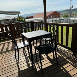 Altamira Camping Park, hotel a Queveda