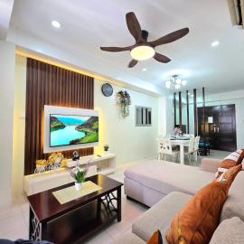 15P Penthouse 3BR Suite Persimmon Condo Free Parking