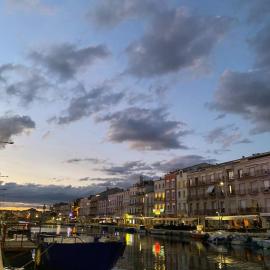 Grand Appartement Au Coeur de Sète, hotel di Sète