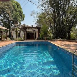 Abraham's 4 BHK villa, By Gonserv, hotel in Jāmb