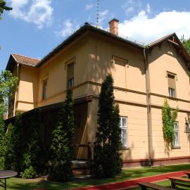 Forster Vadászkastély Panzió, hotel in Bugyi