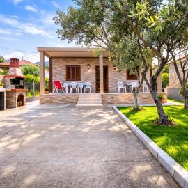 Sampa Villa, hotel u gradu Asprovalta