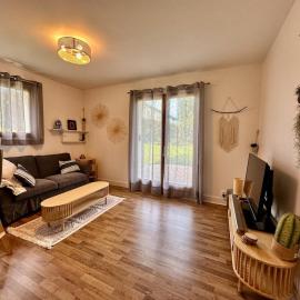 Maison Eztiena - Cozy Apartment and garden