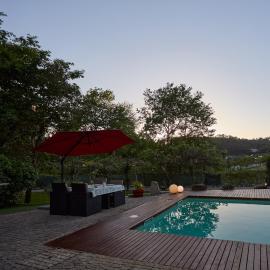 Ribeiro Country Villa com Piscina a 30 min do Porto, hotel in Rebordosa