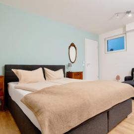 Beim Thöny - schönes Apartment mit privatem Zugang, hotel en Utting am Ammersee