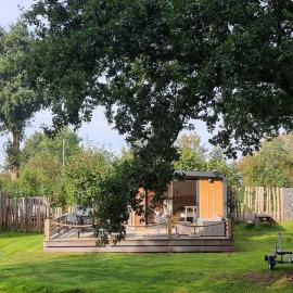 Tiny House, hotel i Kropswolde