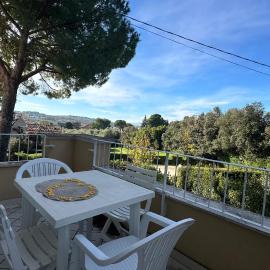N185 - Numana, meraviglioso trilocale con terrazzo e piscina