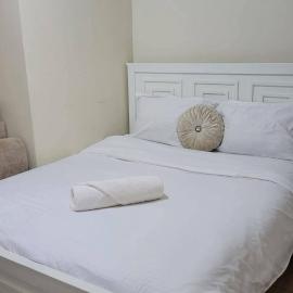 Krystal suites, hotel din Juja
