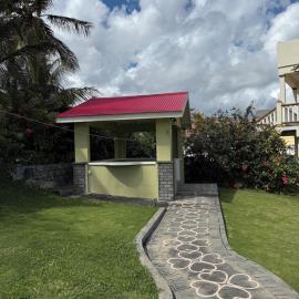 Rawacou Breeze, hótel í Kingstown