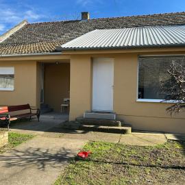 Apartmani Centar, hotel u gradu 'Sivac'