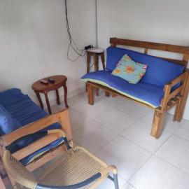 Comodo chalet, en una muy buena ubicación y rodeado de jardines, hotel v destinácii Chía