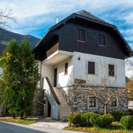 Guest house Vila Korošec، فندق في بوفيك