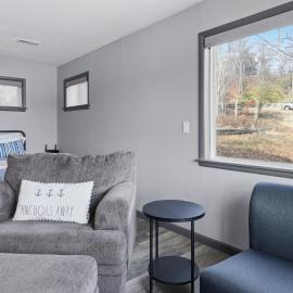 Charming & Cozy Waterfront Cabin at 21mm Near Shorty Pants