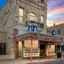 The Bank-Luxury Suite w/Deck Overlooking Main St!