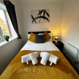 Royal View - Modern 2 Bed Home in Derby