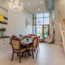 V&A Waterfront Luxury by Nivar